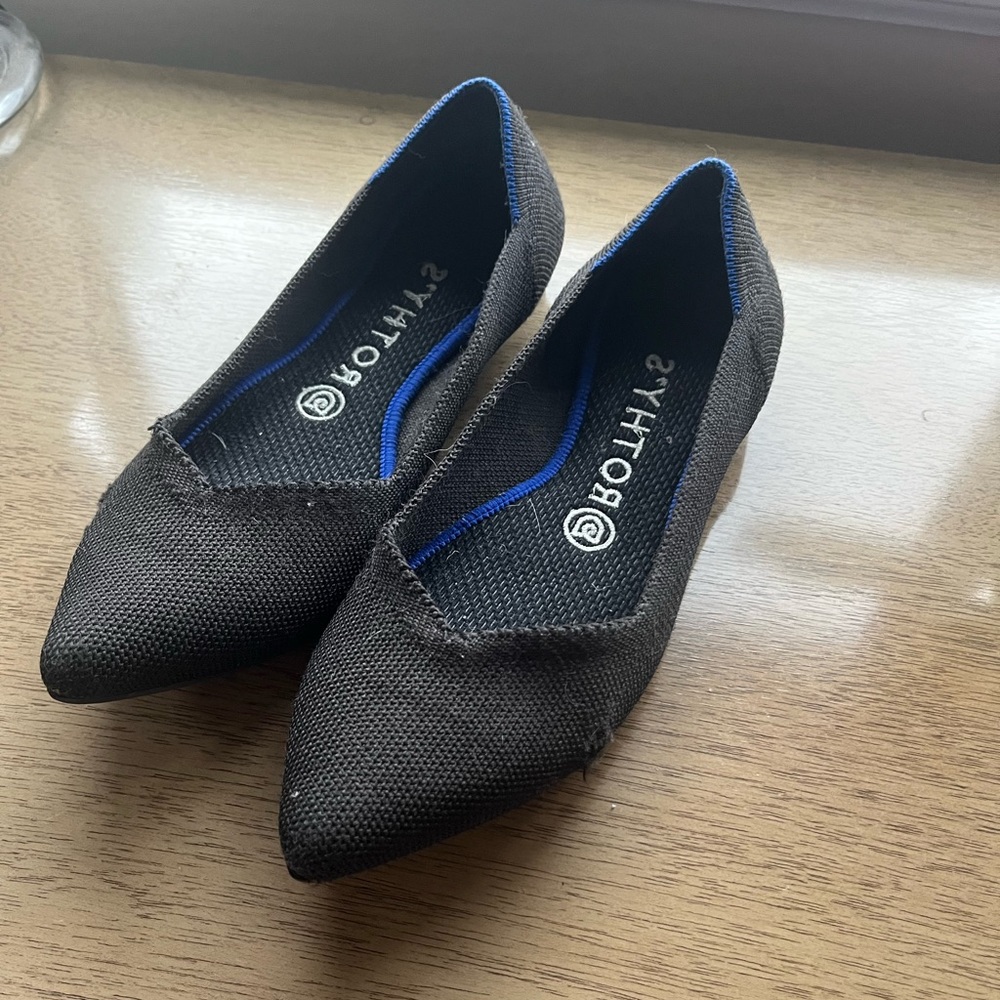 Rothy’s black pointed flats